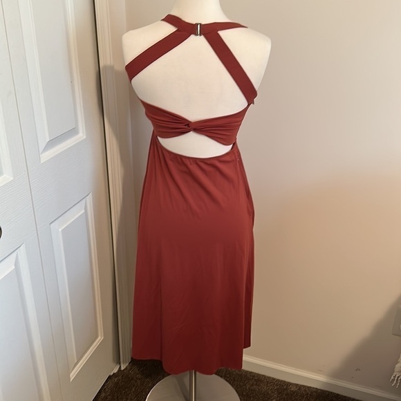Halara Backless Cut Out Twisted Side Pocket Split Midi Casual Dress Size Small - Picture 8 of 12
